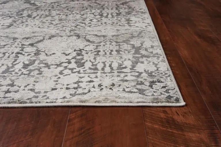 Grey Machine Woven Distressed Floral Traditional Indoor Area Rug Photo 4