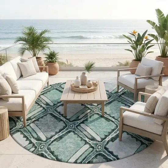 8' Aqua And Teal Blue Round Geometric Washable Indoor Outdoor Area Rug Photo 1