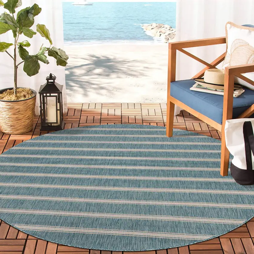 8' Aqua And White Geometric Round Rug Photo 4