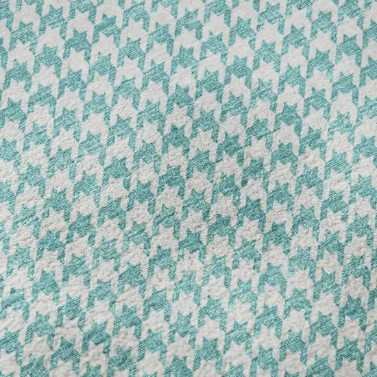 8' Aqua And White Houndstooth Washable Round Rug With UV Protection Photo 8