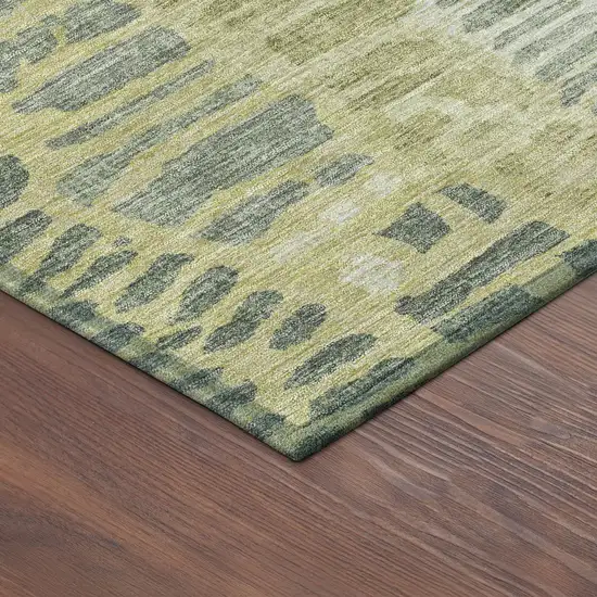 8' Artichoke Green And Beige Round Abstract Washable Indoor Outdoor Area Rug Photo 8