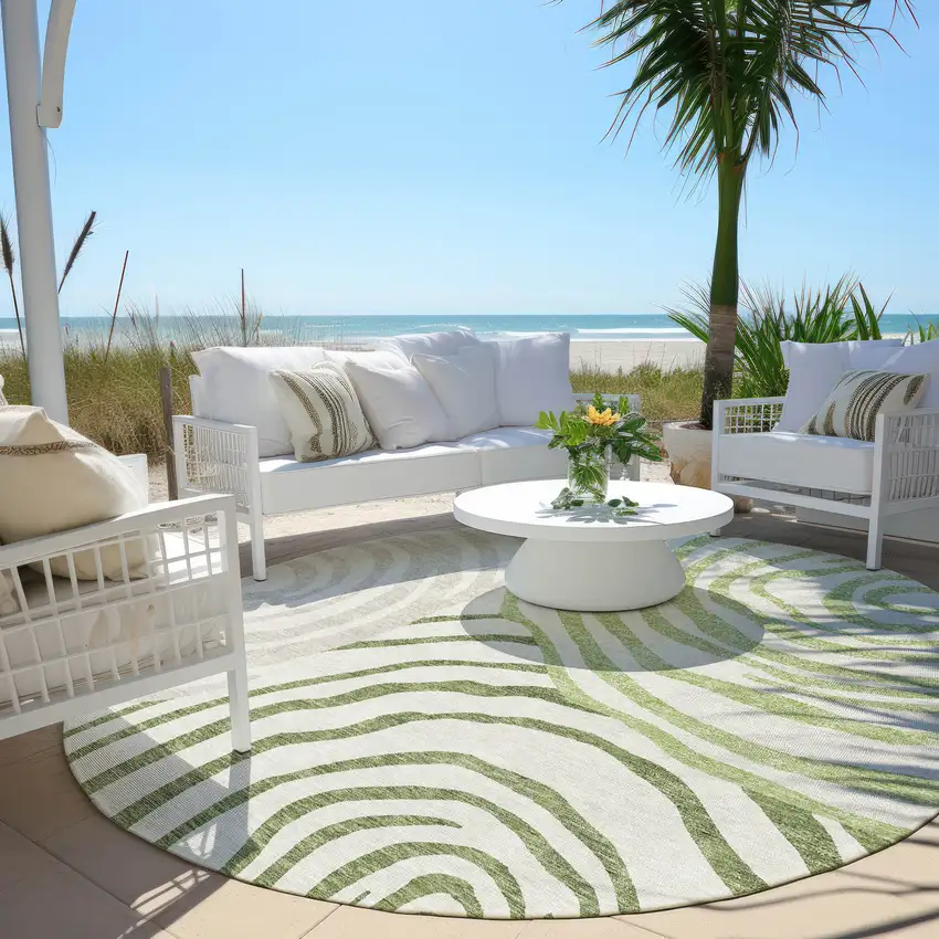 8' Artichoke Green And Fern Green Round Abstract Washable Indoor Outdoor Area Rug Photo 7