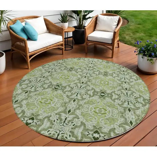 8' Artichoke Green And Fern Green Round Medallion Washable Indoor Outdoor Area Rug Photo 2