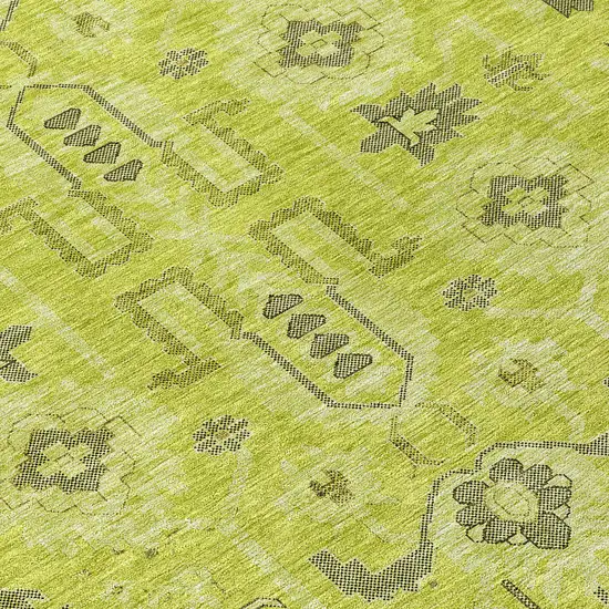 8' Artichoke Green And Fern Green Round Oriental Washable Indoor Outdoor Area Rug Photo 8