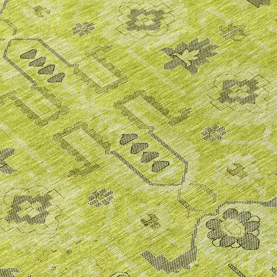 8' Artichoke Green And Fern Green Round Oriental Washable Indoor Outdoor Area Rug Photo 8