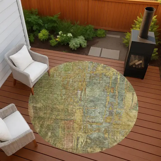 8' Artichoke Green And Gold Round Abstract Washable Indoor Outdoor Area Rug Photo 9
