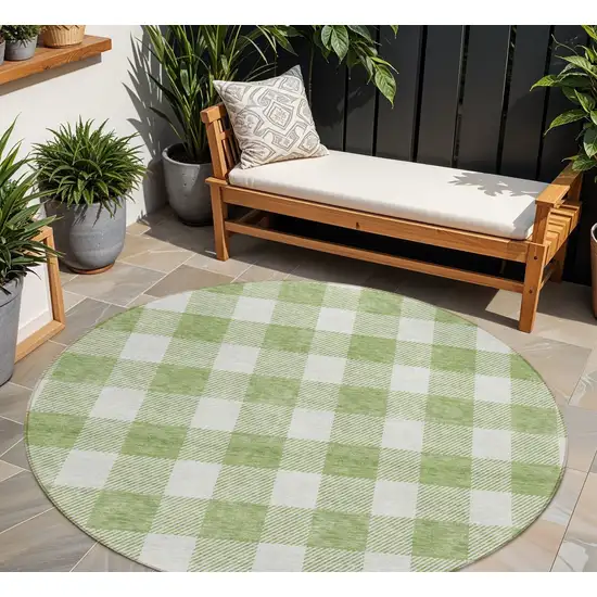 8' Artichoke Green And Gray Round Plaid Washable Indoor Outdoor Area Rug Photo 1