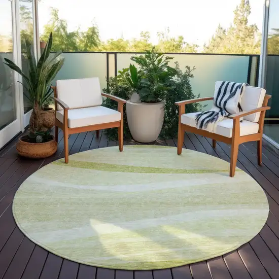 8' Artichoke Green And Ivory Round Abstract Washable Indoor Outdoor Area Rug Photo 7