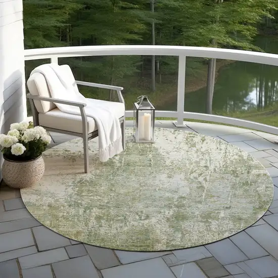 8' Artichoke Green And Ivory Round Abstract Washable Indoor Outdoor Area Rug Photo 5