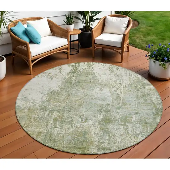 8' Artichoke Green And Ivory Round Abstract Washable Indoor Outdoor Area Rug Photo 2