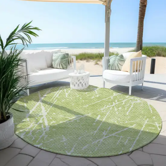 8' Artichoke Green And Ivory Round Abstract Washable Indoor Outdoor Area Rug Photo 4