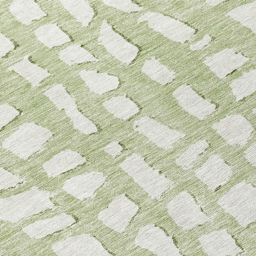 8' Artichoke Green And Ivory Round Abstract Washable Indoor Outdoor Area Rug Photo 9