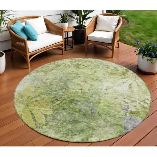 8' Artichoke Green And Ivory Round Floral Washable Indoor Outdoor Area Rug Photo 1