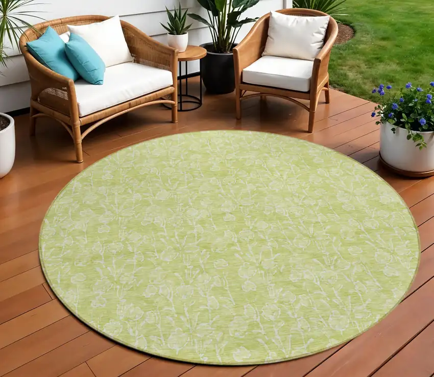 8' Artichoke Green And Ivory Round Floral Washable Indoor Outdoor Area Rug Photo 1