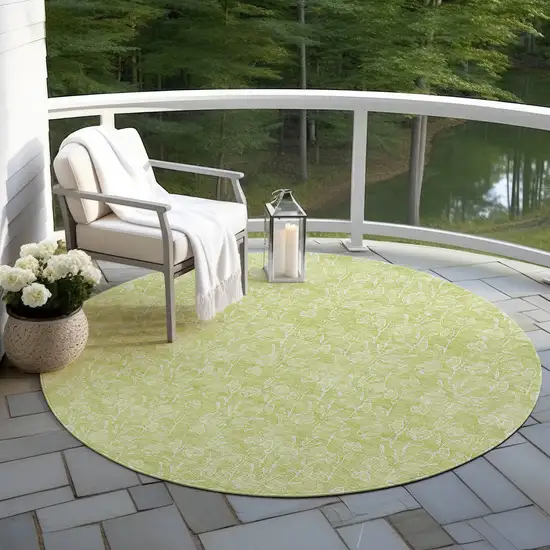 8' Artichoke Green And Ivory Round Floral Washable Indoor Outdoor Area Rug Photo 6