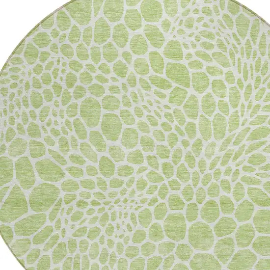 8' Artichoke Green And Ivory Round Geometric Washable Indoor Outdoor Area Rug Photo 5