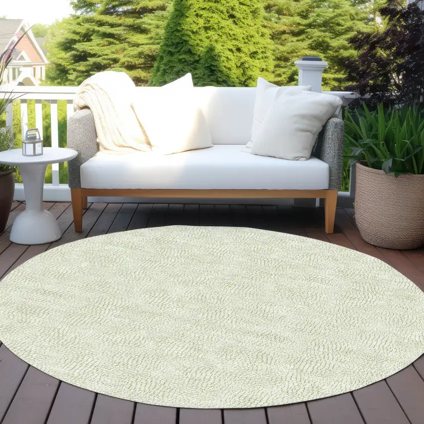 8' Artichoke Green And Ivory Round Geometric Washable Indoor Outdoor Area Rug Photo 7