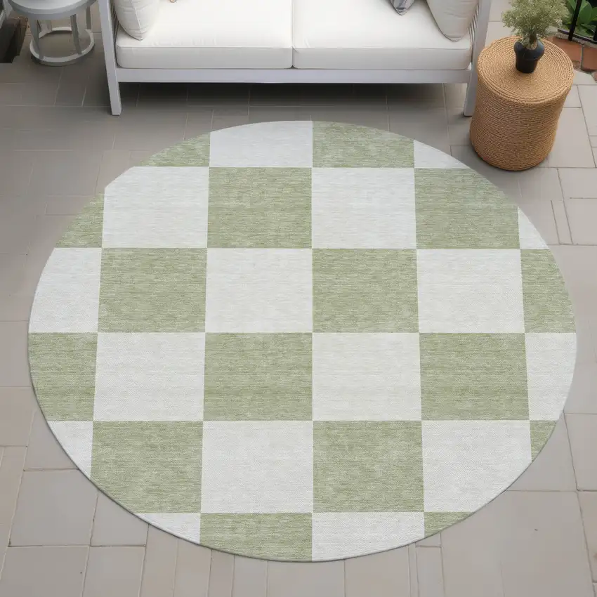 8' Artichoke Green And Ivory Round Geometric Washable Indoor Outdoor Area Rug Photo 7