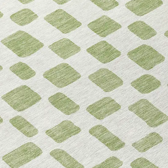 8' Artichoke Green And Ivory Round Geometric Washable Indoor Outdoor Area Rug Photo 8
