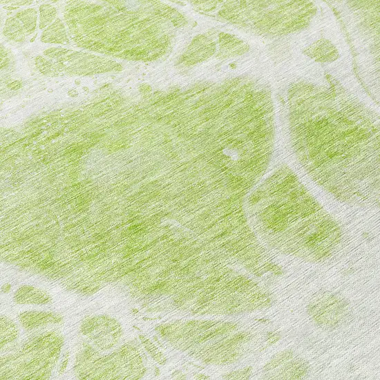 8' Artichoke Green And Ivory Round Nautical Washable Indoor Outdoor Area Rug Photo 8