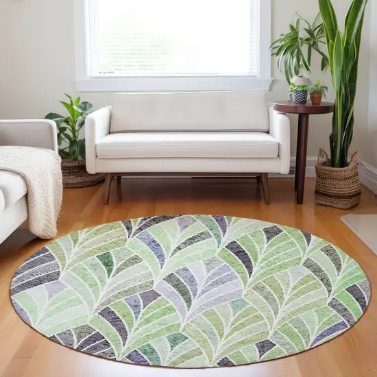 8' Artichoke Green And Mint Green Round Geometric Washable Indoor Outdoor Area Rug Photo 9