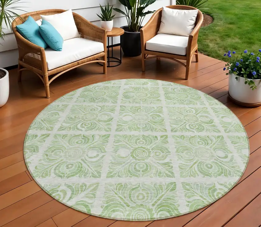 8' Artichoke Green And Mint Green Round Medallion Washable Indoor Outdoor Area Rug Photo 9