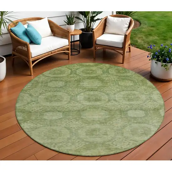 8' Artichoke Green And Sage Round Medallion Washable Indoor Outdoor Area Rug Photo 2