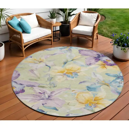 8' Artichoke Green Gold And Lavender Round Floral Washable Indoor Outdoor Area Rug Photo 1