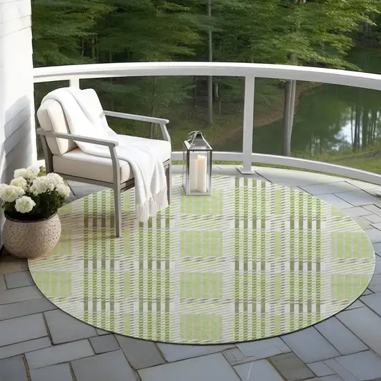 8' Artichoke Green Gray And Brown Round Plaid Washable Indoor Outdoor Area Rug Photo 7