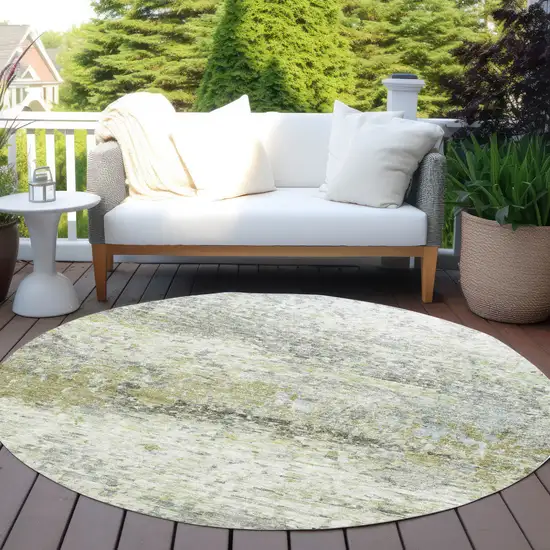 8' Artichoke Green Gray And Ivory Round Abstract Washable Indoor Outdoor Area Rug Photo 7