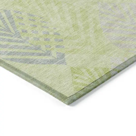8' Artichoke Green Green And Ivory Round Floral Washable Indoor Outdoor Area Rug Photo 3