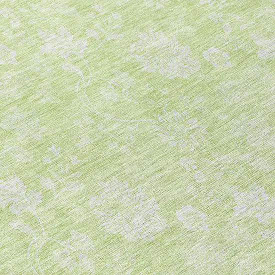 8' Artichoke Green Mint Green And Ivory Round Floral Washable Indoor Outdoor Area Rug Photo 8