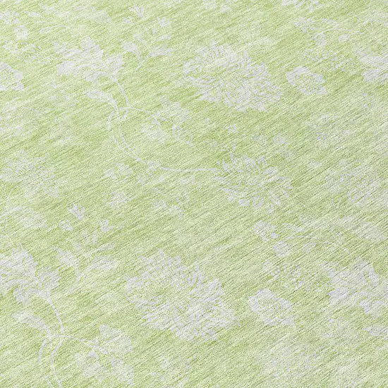 8' Artichoke Green Mint Green And Ivory Round Floral Washable Indoor Outdoor Area Rug Photo 8