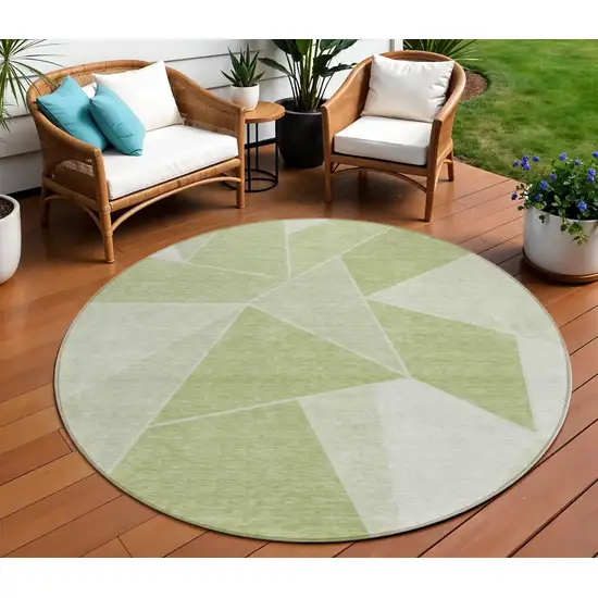 8' Artichoke Green Mint Green And Sage Round Geometric Washable Indoor Outdoor Area Rug Photo 1