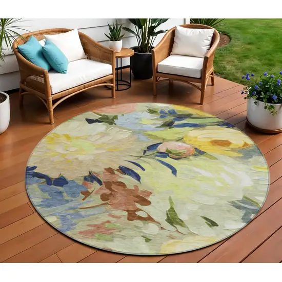 8' Artichoke Green Yellow And Blue Round Floral Washable Indoor Outdoor Area Rug Photo 1