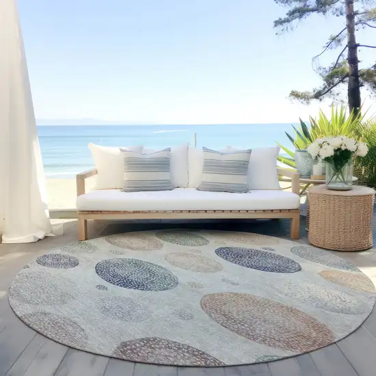 8' Beige And Blue Round Geometric Washable Indoor Outdoor Area Rug Photo 5