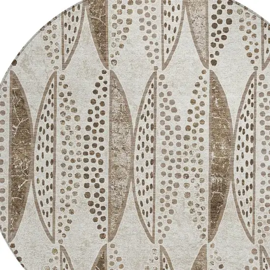 8' Beige And Blue Round Geometric Washable Indoor Outdoor Area Rug Photo 3