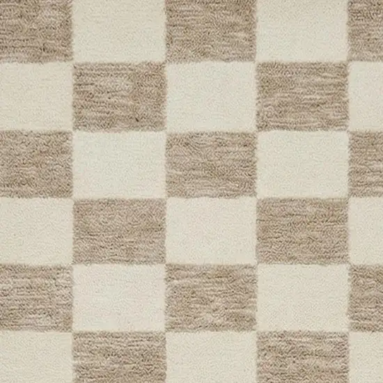 8' Beige And Brown Checkered Area Rug Photo 2