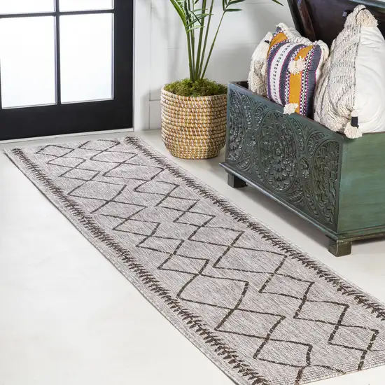 8' Beige And Brown Trellis Indoor Outdoor Runner Rug Photo 4