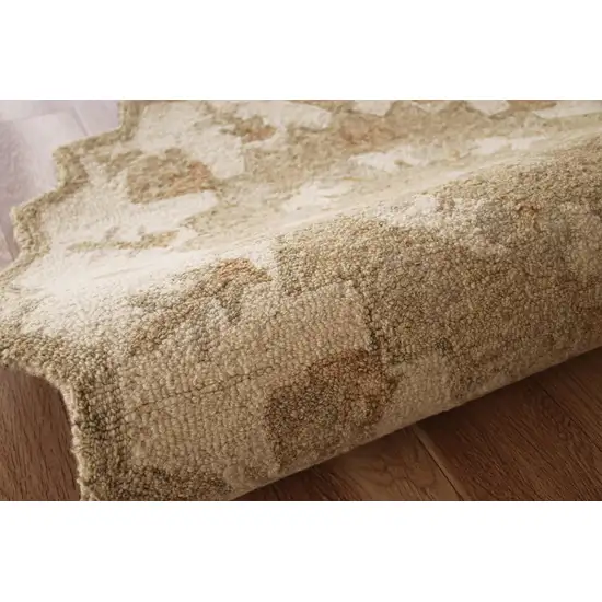 6' Beige And Brown Wool Medallion Hand Tufted Round Rug Photo 5
