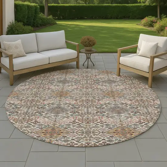 8' Beige And Copper Round Geometric Washable Indoor Outdoor Area Rug Photo 4