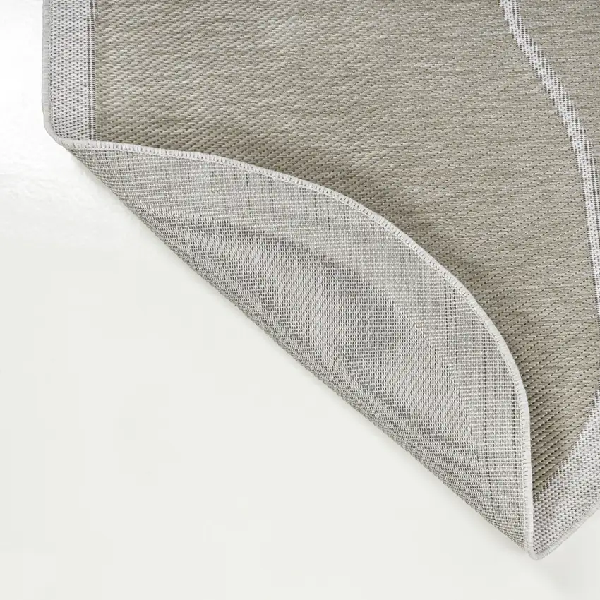 8' Beige And Cream Medallion Indoor Outdoor Runner Rug Photo 7