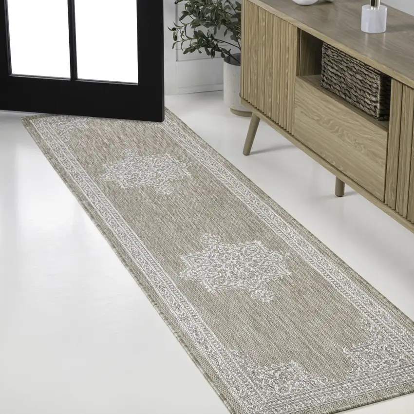 8' Beige And Cream Medallion Indoor Outdoor Runner Rug Photo 3