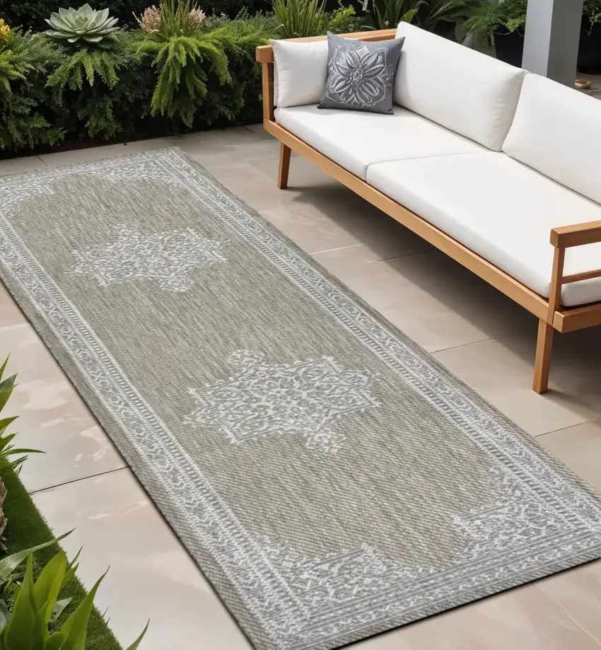 8' Beige And Cream Medallion Indoor Outdoor Runner Rug Photo 1