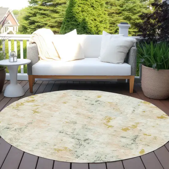 8' Beige And Gold Round Abstract Washable Indoor Outdoor Area Rug Photo 6