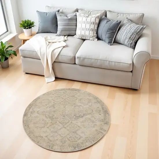 4' Beige And Gray Oriental Distressed Round Rug Photo 1