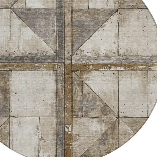 8' Beige And Gray Round Geometric Washable Indoor Outdoor Area Rug Photo 9
