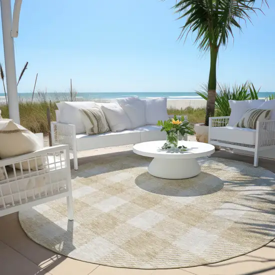 8' Beige And Gray Round Plaid Washable Indoor Outdoor Area Rug Photo 5
