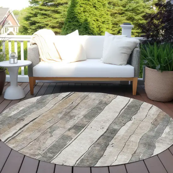 8' Beige And Gray Round Striped Washable Indoor Outdoor Area Rug Photo 5
