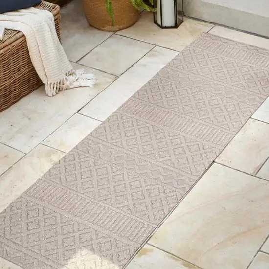 8' Beige And Gray Trellis Indoor Outdoor Runner Rug Photo 2